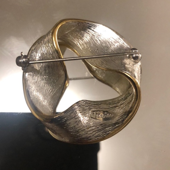Vintage Napier Circle Gold & Silver Brooch - Picture 2 of 2